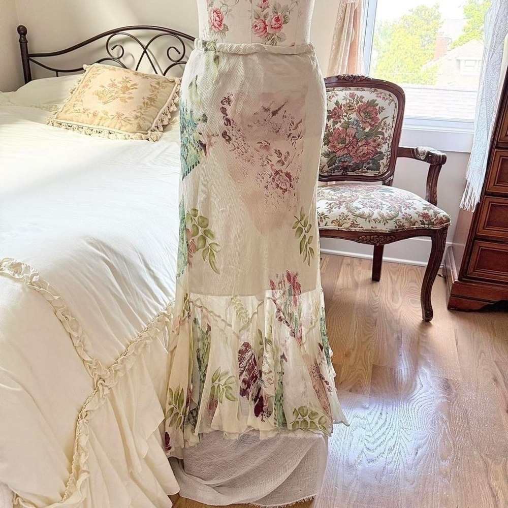 floral silk ruffle maxi skirt  Y2K cream floral ruffle maxi skirt - Picture 2 of 5